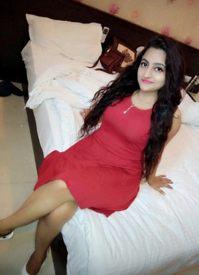 Myself Shreya independent college call girl and housewife available