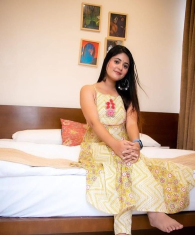 CHENNAI VIP COLLEGE GIRLS HIGH PROFILE IN DIFFERENT SHAPE SECURE HOTEL