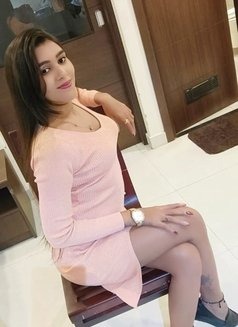 Mhow Myself Nisha i provide full safe and genuine service outcall in c