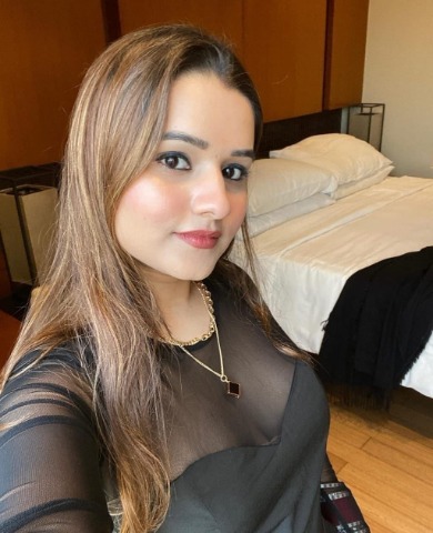 "MINAKSHI SHARMA VIP ♥️⭐️ INDEPENDENT COLLEGE GIRL AVAILABLE FULL ENJO