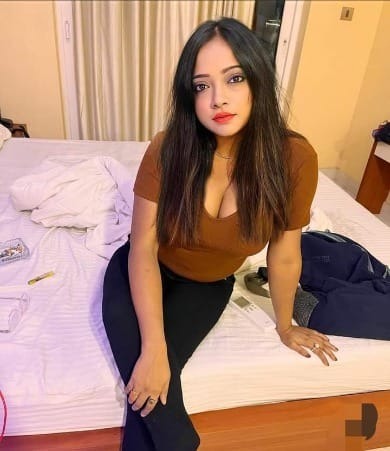 Surat Pooja independent call girl service 24 hour