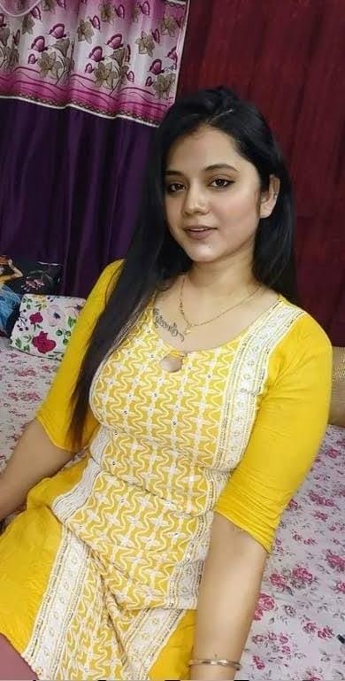 Myself Priya vip call girl Full satisfaction low prize