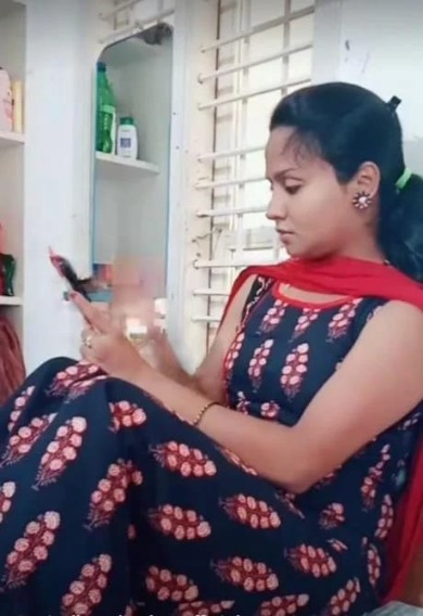 Tamil call girls and aunties available in Krishnagiri