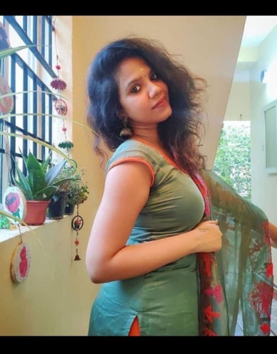 Myself Ammu independent call girl service available