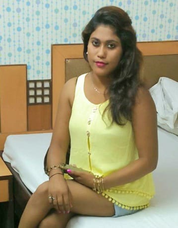 Kandivali100%Saf& Secure Hot college girls and housewife available tod