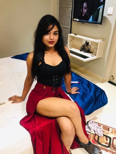 ⭐⭐⭐Low price hi guest genuine service high profile model kavya Rawat i