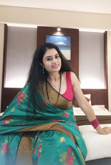 HOT FIGURE VIP DOORSTEP MODEL GIRL AUNTY CALL ME