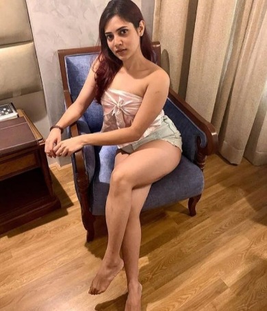 Myself Shreya indipendent college call girl and hot busty available