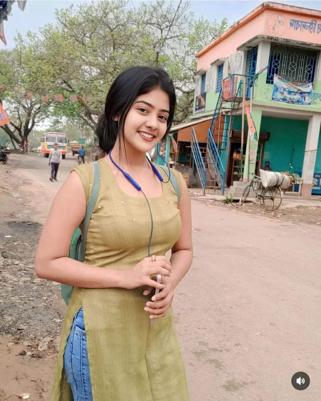 Gopalganj Neha Sharma call me photo 2