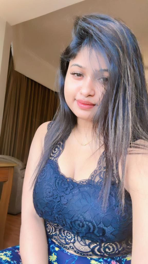 Miss suhani photo 2