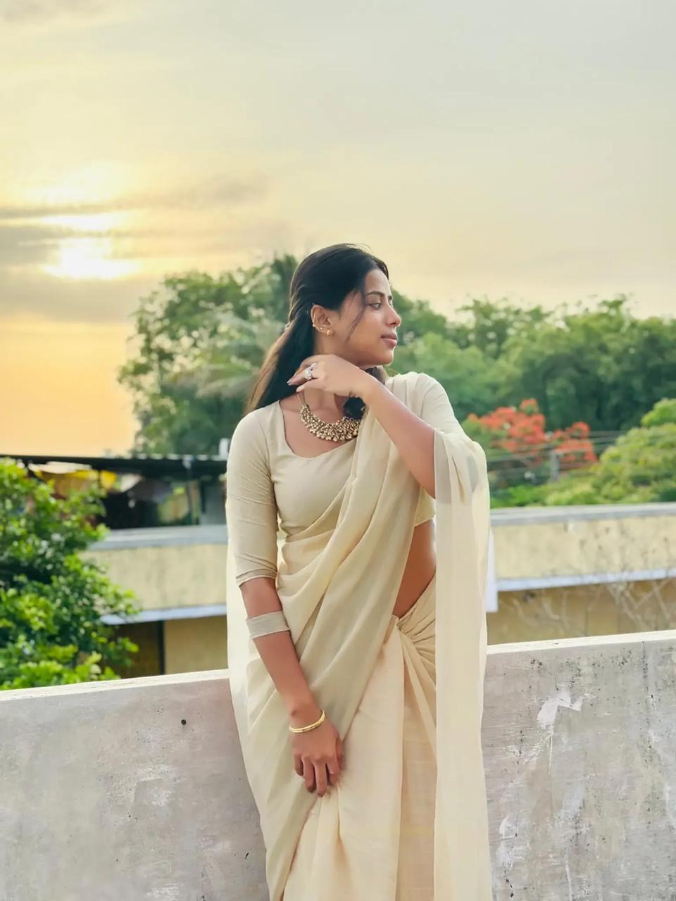 కాలేజీ అమ్మాయిలు మరియు వివాహిత మహిళలు అందుబాటులో ఉన్నారు 1 in Madanapalle