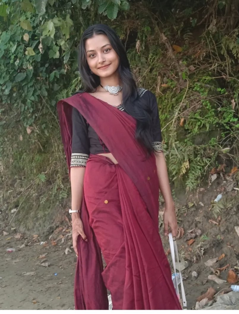 Manipur local college girl housewife all available direct madam contac photo 3