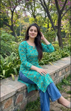 Dahod city 💋🌿👉 sexy college girls housewife bhabhi 💋 hotal home se photo 2