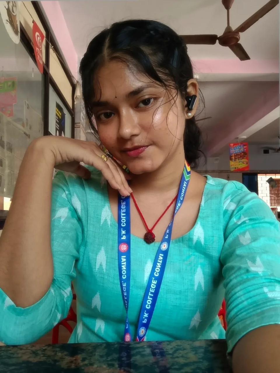Thoothukudi call girls escort service college girls available photo 3