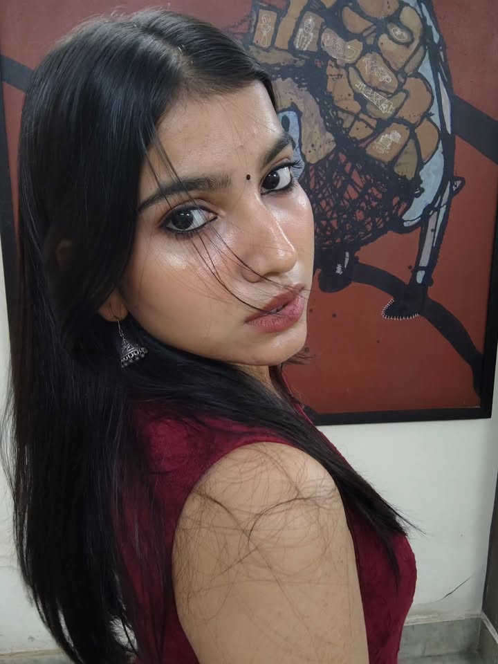 HY GUYS MY SELF NISHA SEN ALL AREA SERVICE PROVIDE SEF SECURE COL.UII photo 6