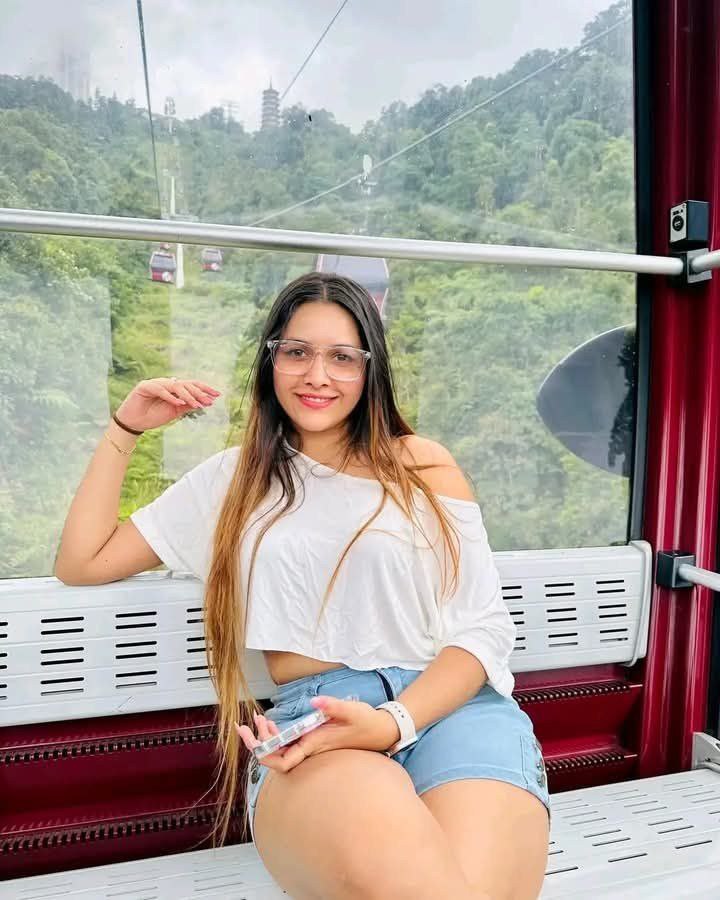 🌹🌹NO ADVANCE NO BOOKING SERVICE TIME ONLINE PAYMENT 🌹🌹 in Darjiling