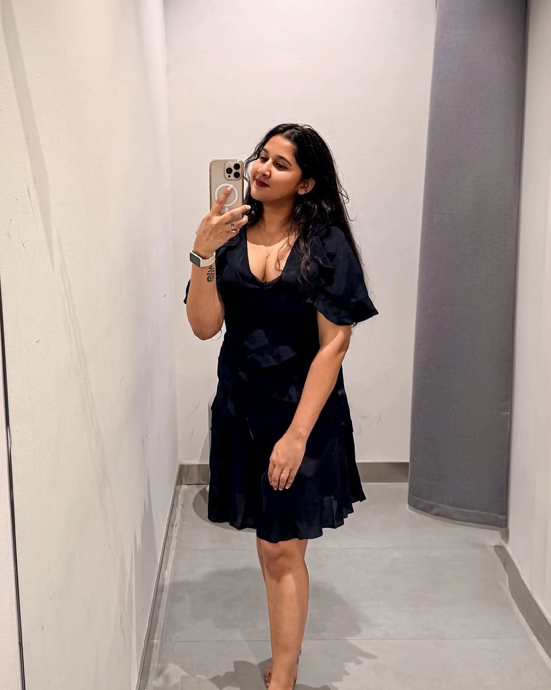 Khar Escort Service Without Condom BloJob Sex Call Girls In Mumbai  photo 8