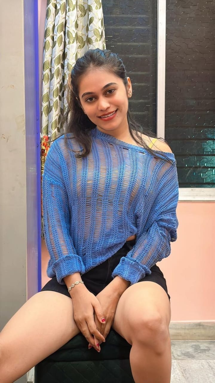 Janakpuri Best call girl servic in low price high profile call girl . photo 3