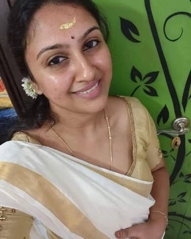 Tripura girl service in low price and high profile girl available ho photo 2