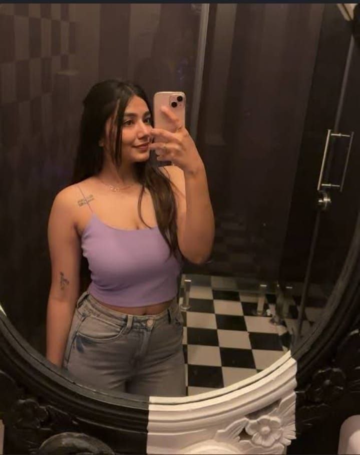Diya call girl service available in high profile girl.. in Kancheepuram