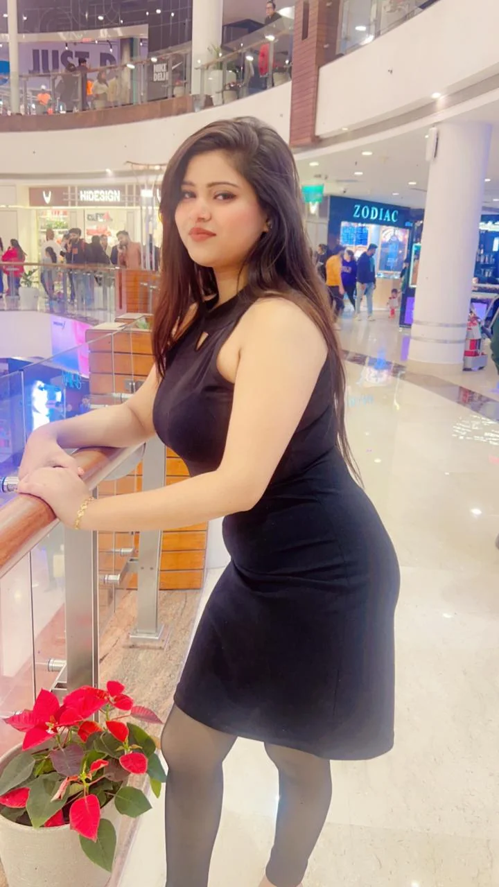 Only cash payment call girl in Andheri East airport Kurla Bandra BKC photo 4