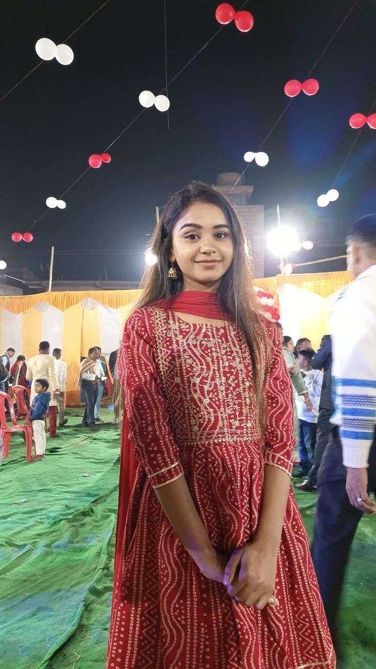 On VIP  girl  low price High Profile. Call services  sexy girl  in Etah
