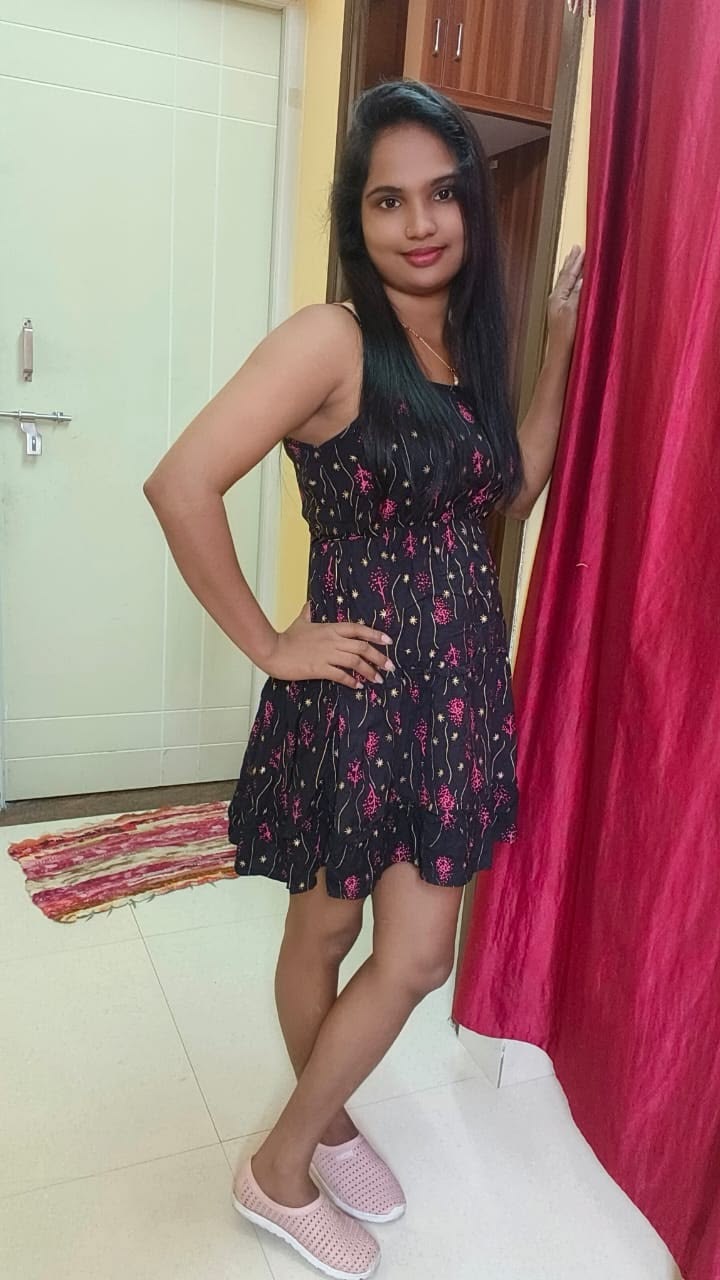 Swati chitra 24/7 available College girl housewife local madam aunty💞 in Karur