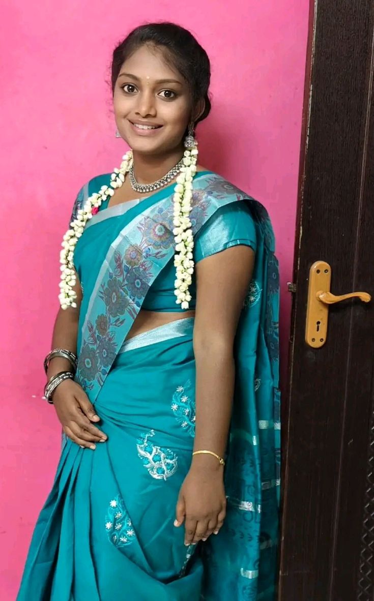 Tirunelveli Tamil girls available 24 hr in call out call REAL MEETING  photo 3