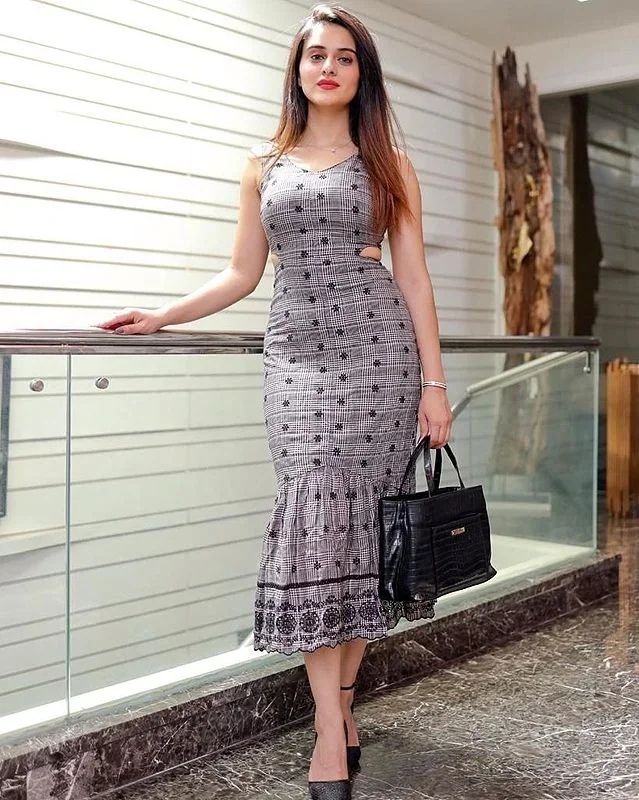 Seena2000 unlimited short hard sex and call Girl service Near photo 4