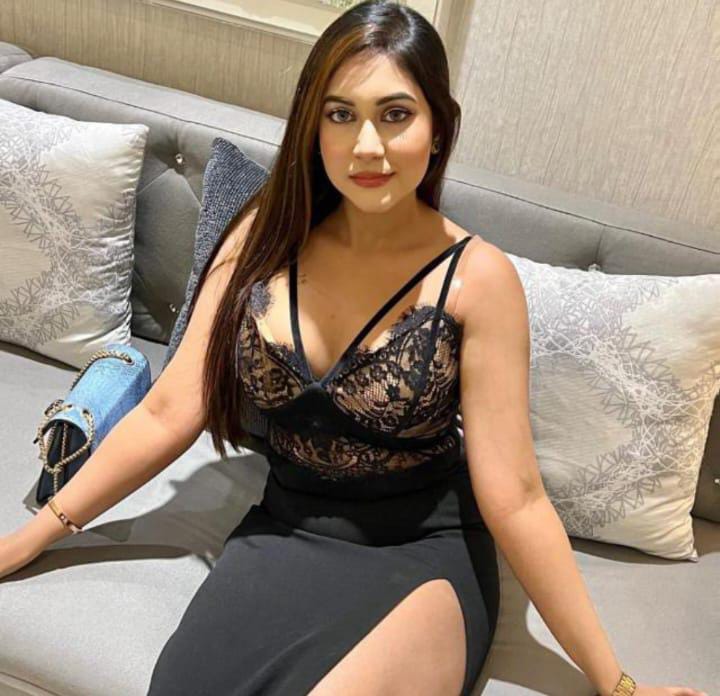 Surat low price call girl service available in all area call me  in Gujrat