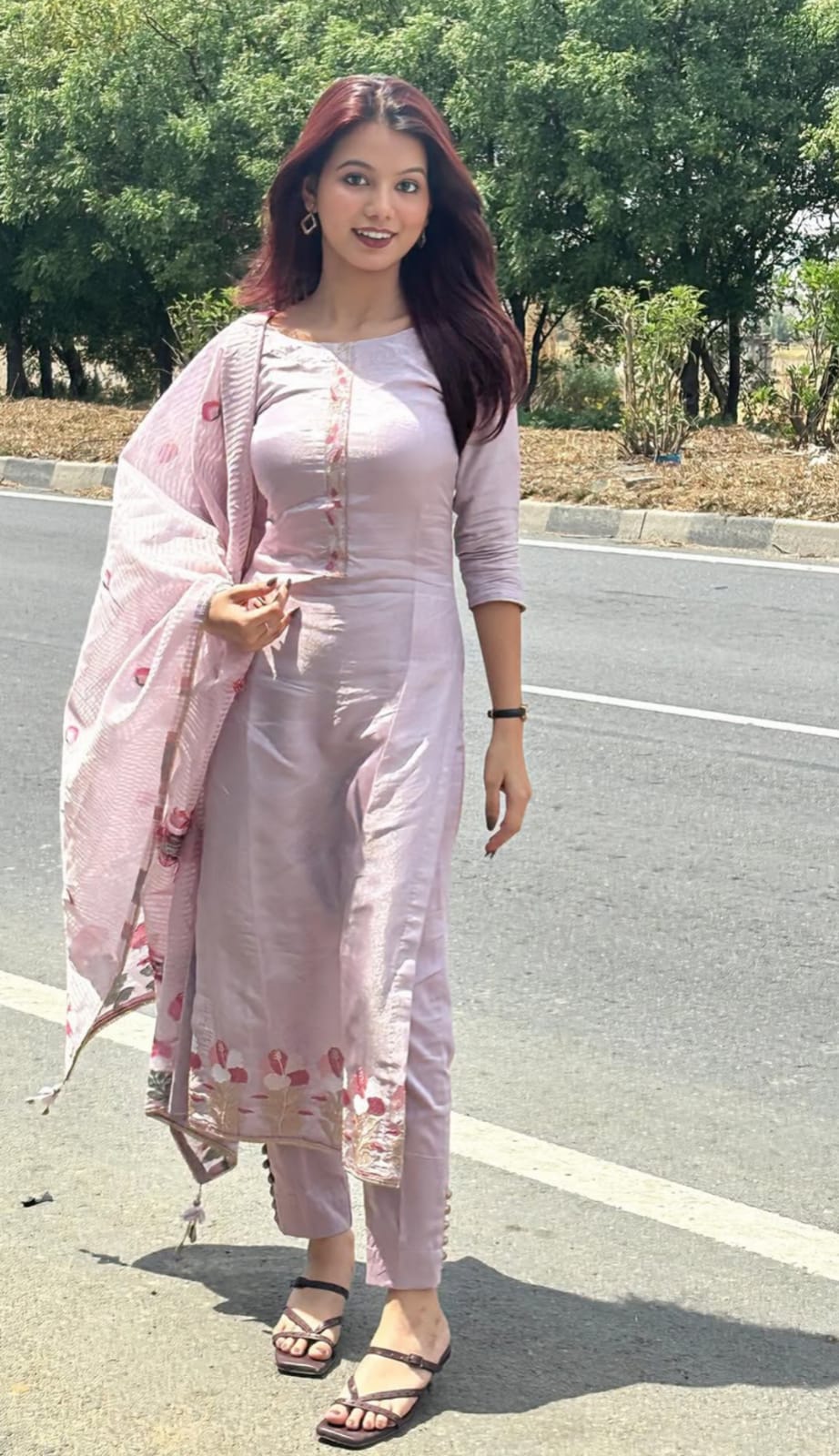 Kozhikode Kerala all area romantic model available  photo 3