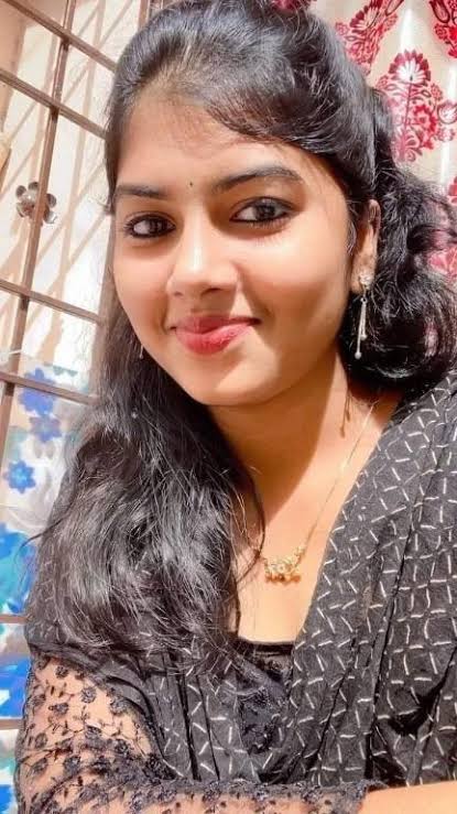 Munnar Myself Payal 2000 unlimited shot available..ychj in Munnar