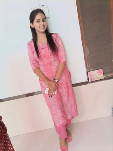 WELCOME Priyanka Sharma CALL GIRL *ESCORT* SERVICE ** photo 3
