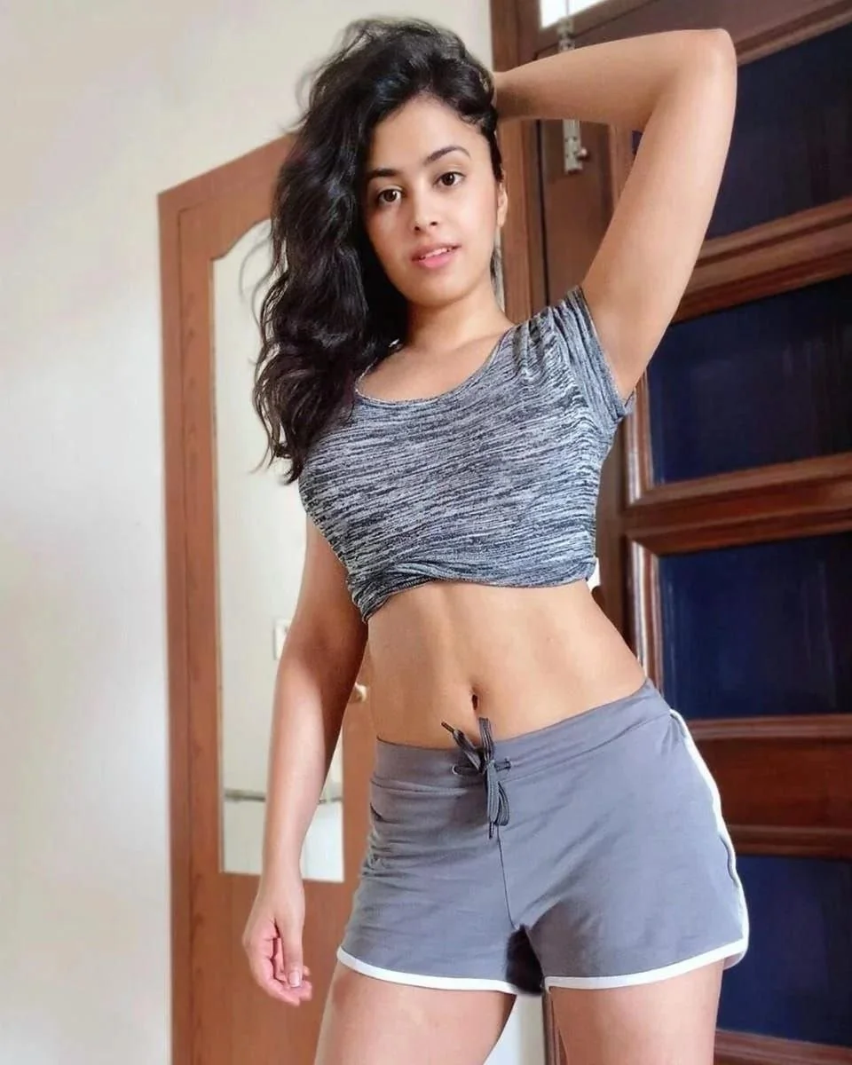 Arambol vip escort service romantic model independent available  photo 2