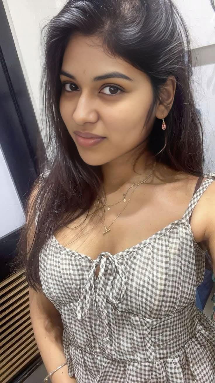 Manali college girls  in Manali
