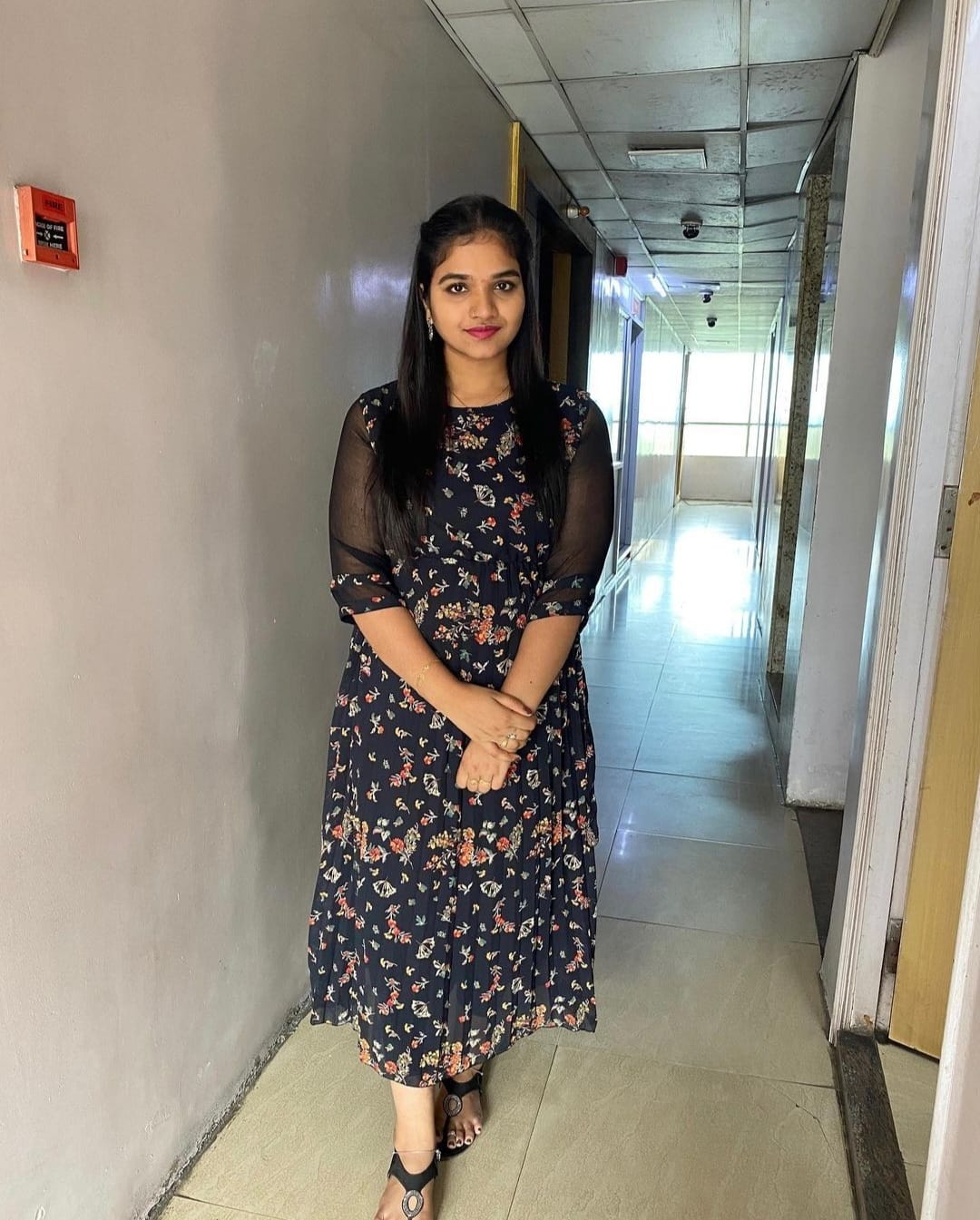 Mumbai 2000unlimited short high profile call girl incall.outcall  photo 2