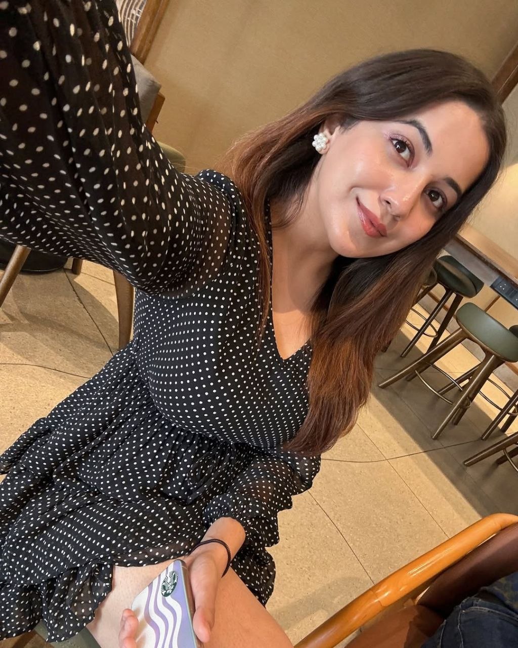 MUMBAI 2000 UNLIMITED SHOT VIP COLLEGE GIRLS AUNTY AVAILABLE photo 7