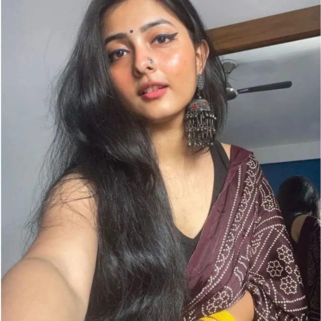 DELHI 2000 UNLIMITED SHOT VIP COLLEGE GIRLS AUNTY AVAILABLE photo 6