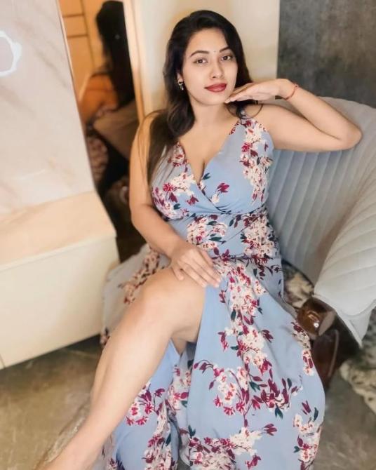 100% safe trusted VIP service outcall/incall unlimited shot photo 3