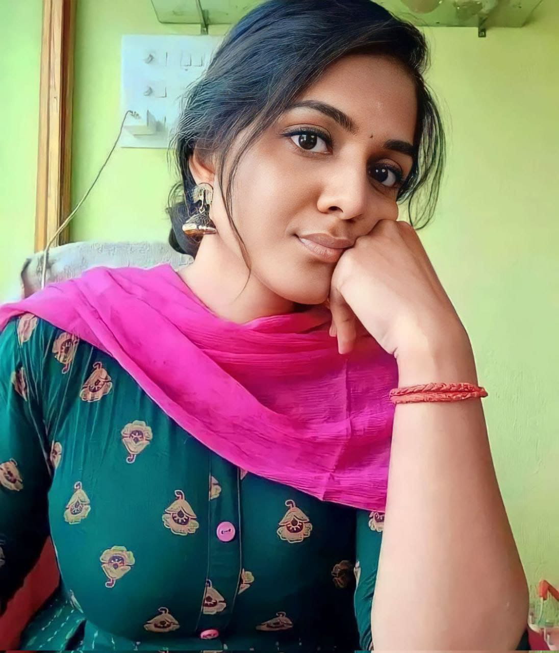 VARKALA ONLY GENIUNE SERVICE VIP PRIVACY AVAILABLE 24HR  photo 2