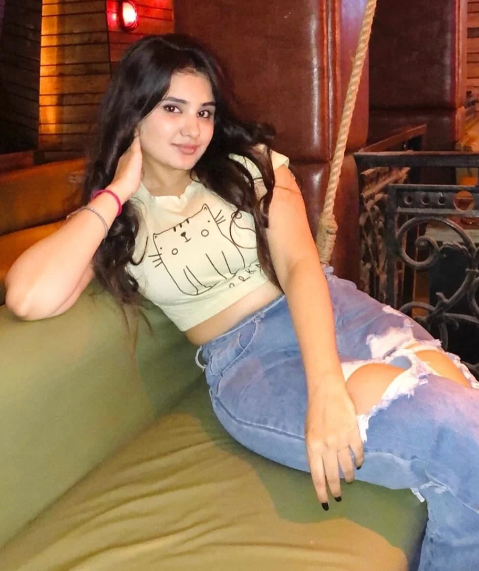 JunagadhMyselfPoojaSharmaindependentcollegecallgirlandhot photo 4
