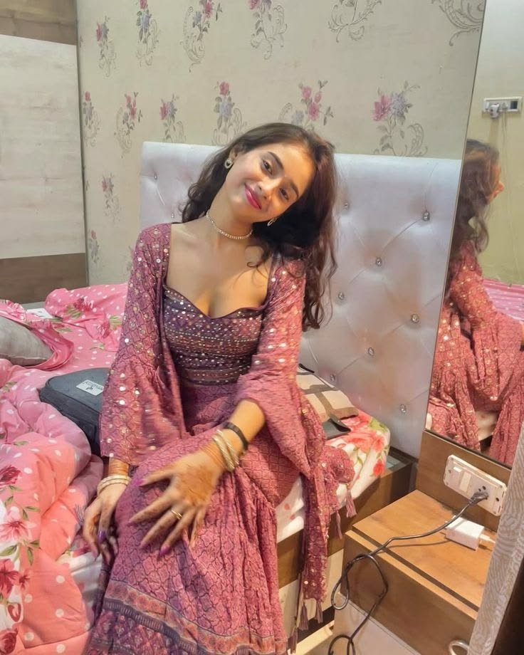 अंजलि पटेल कॉलेज गर्ल सर्विस हमारे यहां सभी प्रकार के सर्विस अवेलेबल ह in Durgapur