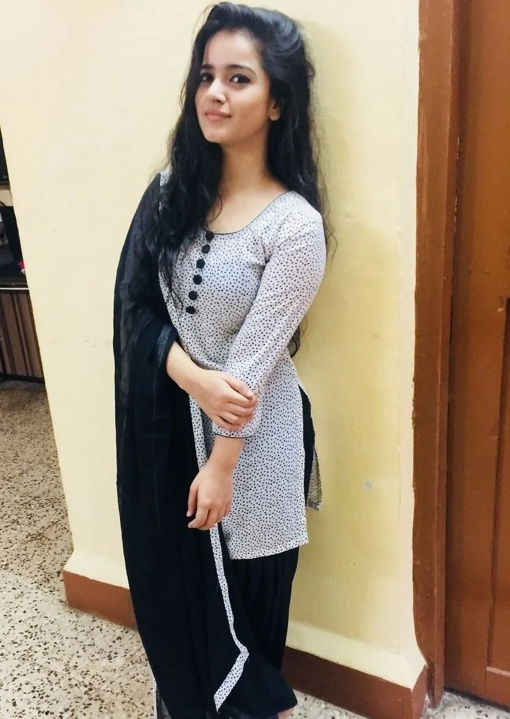 2000 unlimited shot door step genuine high profile VIP college girl av photo 2