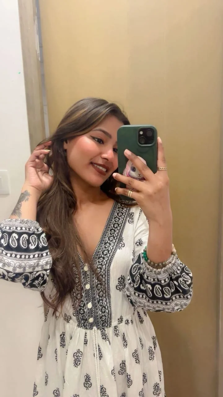 Gaya VIP call girls bhabhi aunty college girls available photo 2