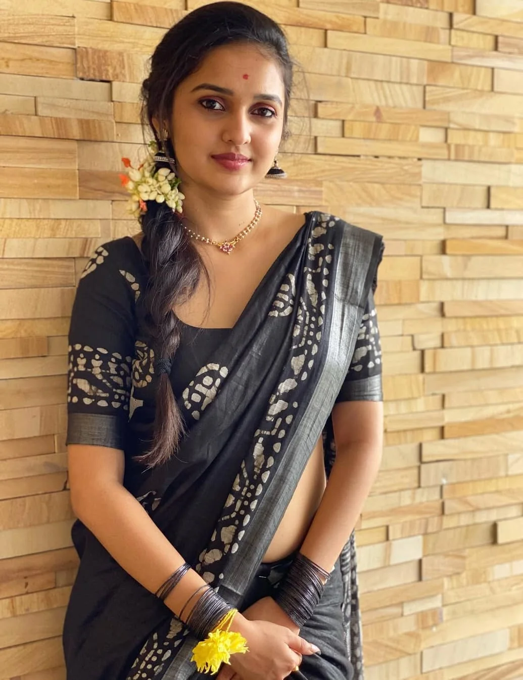 Andher✔️call girls service VIP college girl and housewife available in photo 4