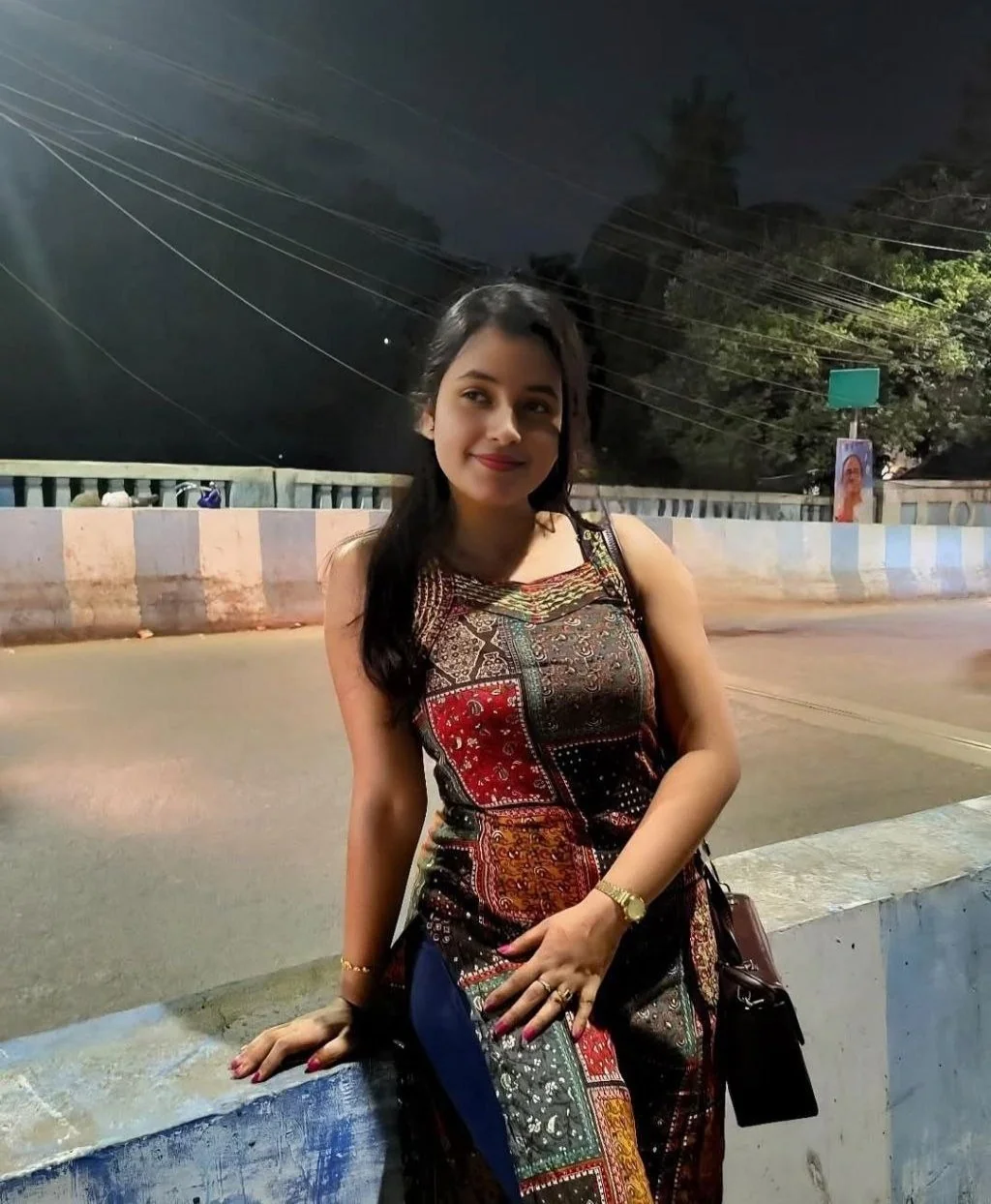 Cuttack 100% 🆑 genuine service college girl bhabhi aunty available 24 photo 2