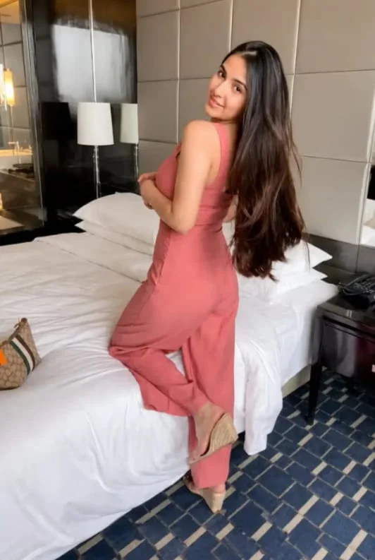 2000 unlimited shot all position near by location home& hotel service  photo 4