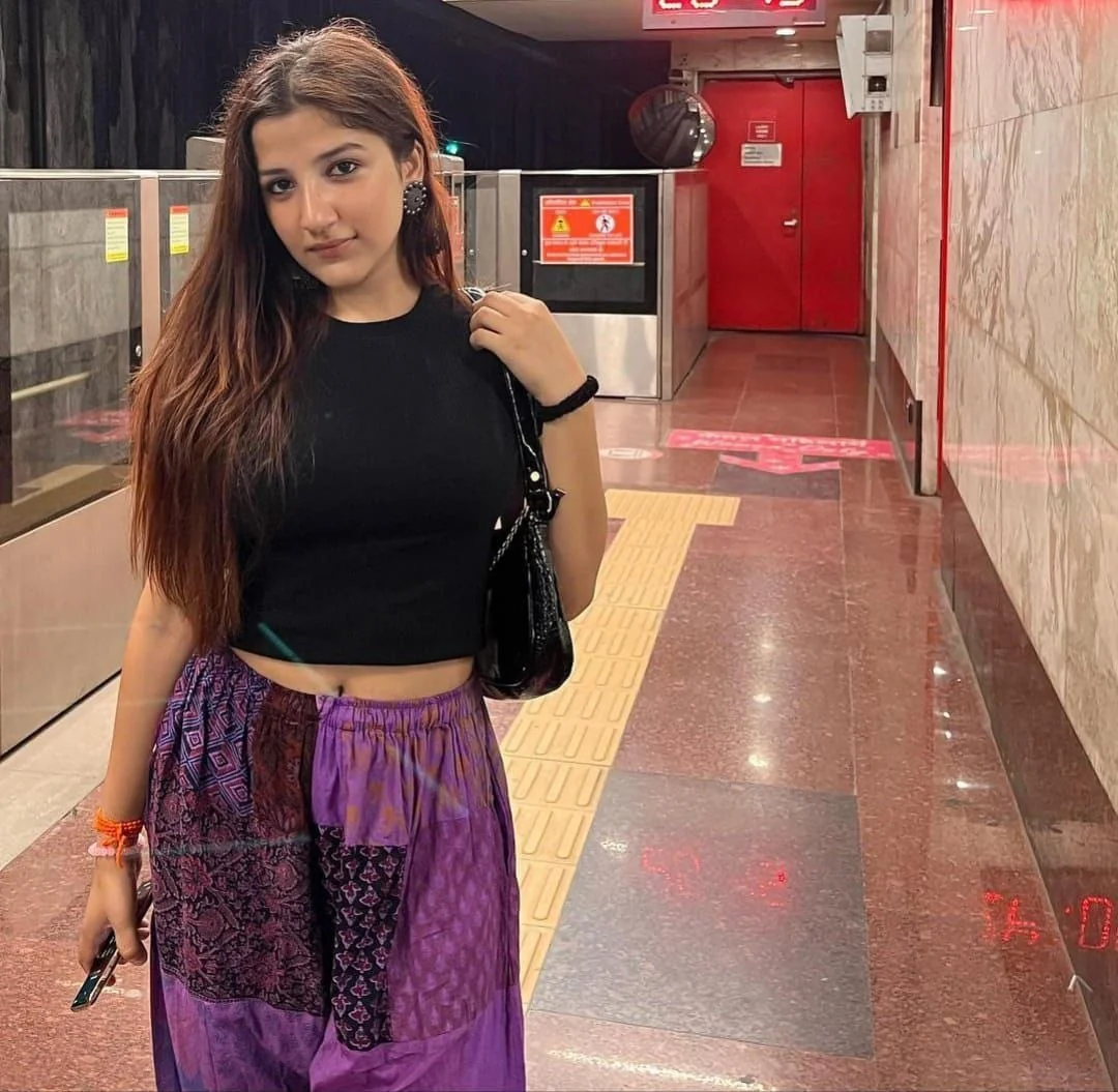 HUBLI BEST GOOD QUALITY EDUCATED SATISFACTION GIRL AFFORDABLE COST ESC photo 2