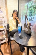 ANDHERI VIP genuine BEST COLLEGE GIRLS HOUSE WOMEN HOTEL &HOME SERVICE in Andheri